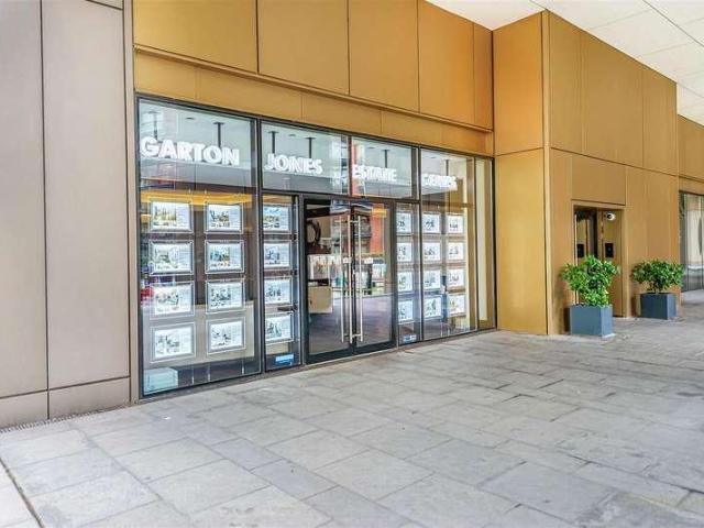 Flat for sale in Victoria, Greater London
