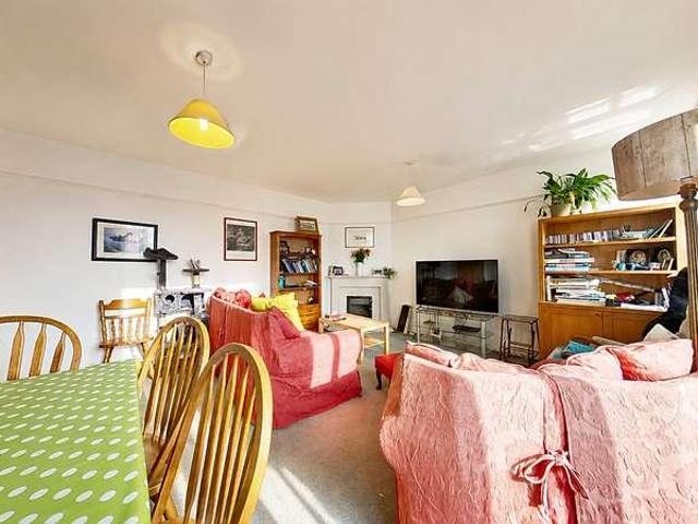Flat for sale in Kingsdown Park, The Bridge