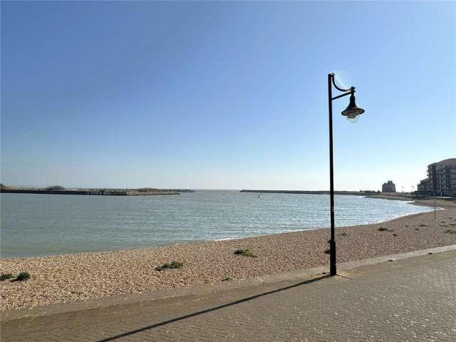 Flat for sale in Sovereign Harbour, Eastbourne