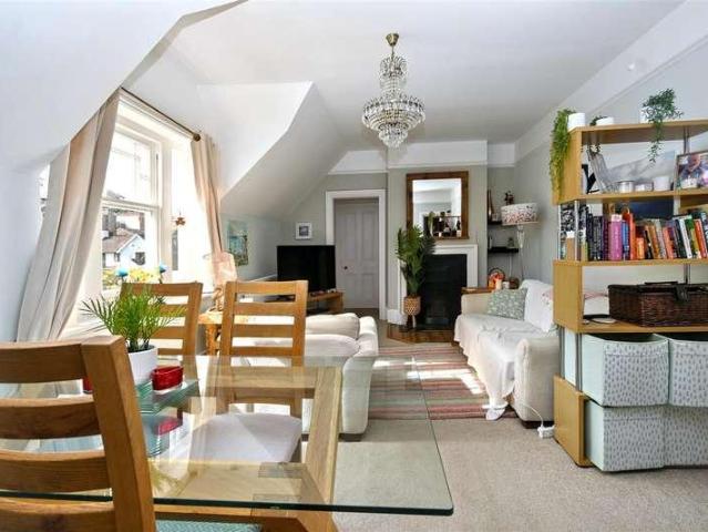 Flat for sale in Eastbourne, East Sussex