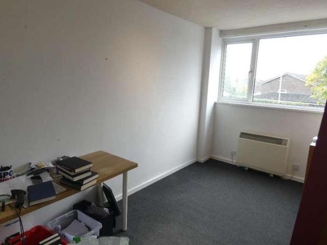 Flat for sale in Heald Green, Greater Manchester