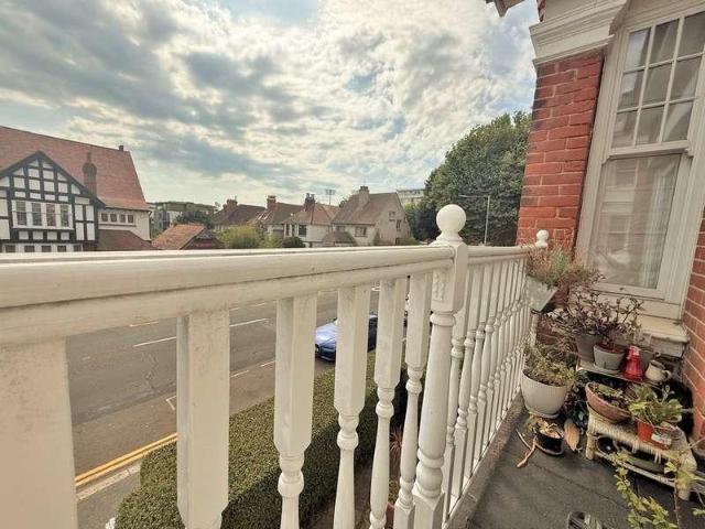 Flat for sale in Aldrington