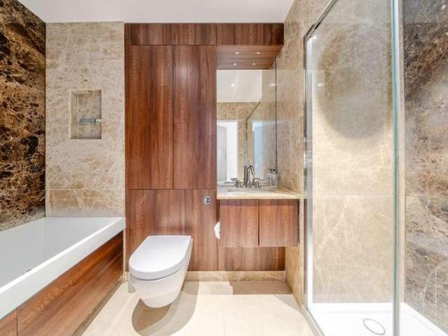 Flat for sale in Dickens Yard, Greater London