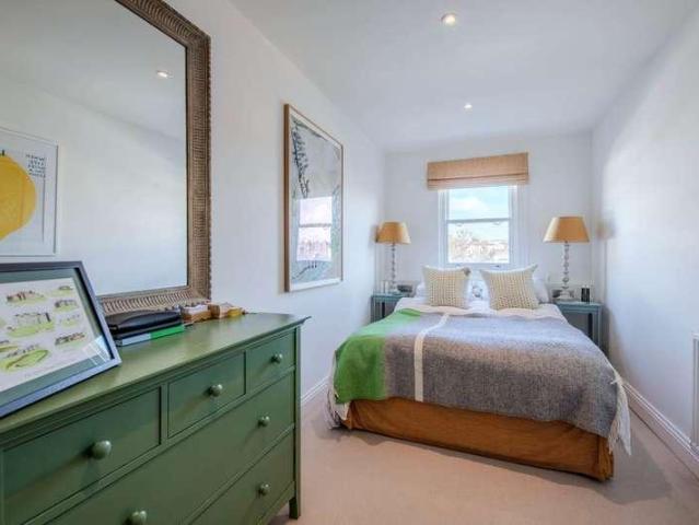 Flat for sale in Notting Hill, Greater London