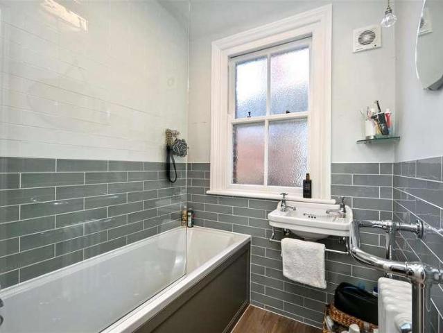 Flat for sale in Old Town, Eastbourne