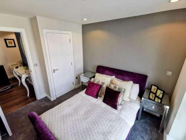 Flat for sale in Salford, Greater Manchester
