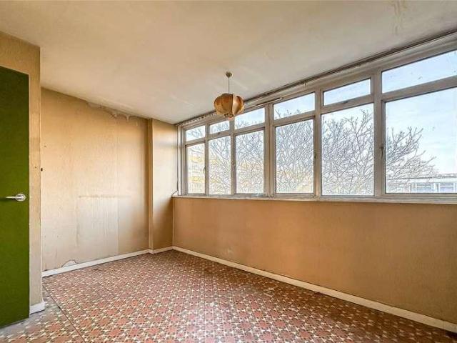 Flat for sale in City of Westminster, Greater London