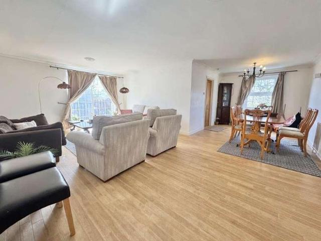 Flat for sale in Fulshaw Park, Wilmslow