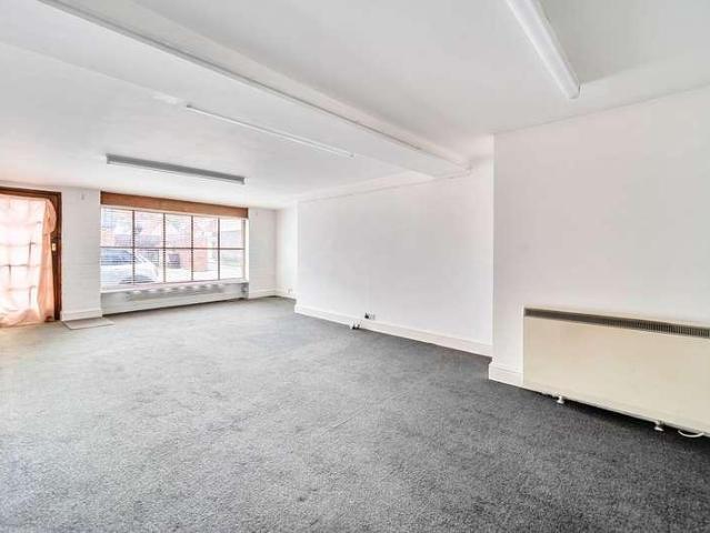 Flat for sale in Caldecott, Dromore