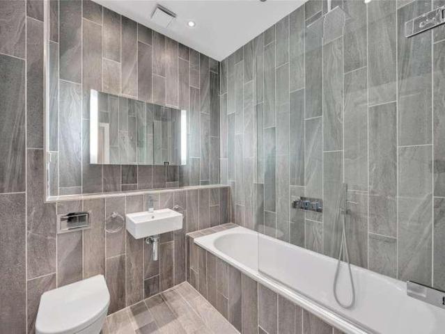 Flat for sale in St. John's Wood, Greater London