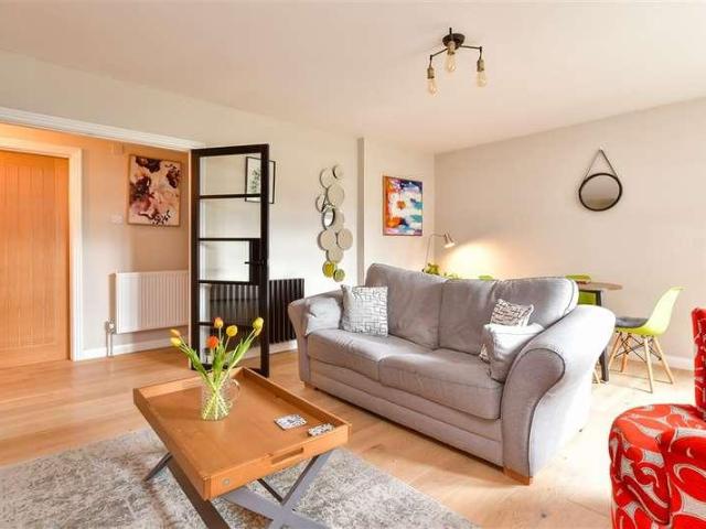 Flat for sale in Whitehawk, Brighton & Hove