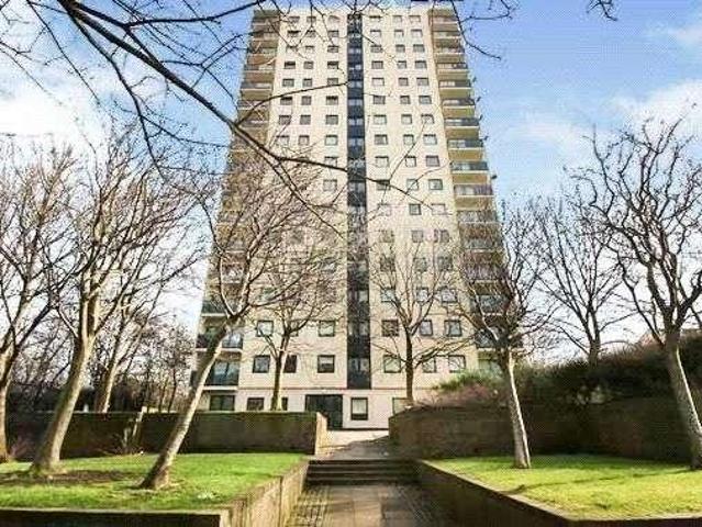 Flat for sale in Liverpool, Everton