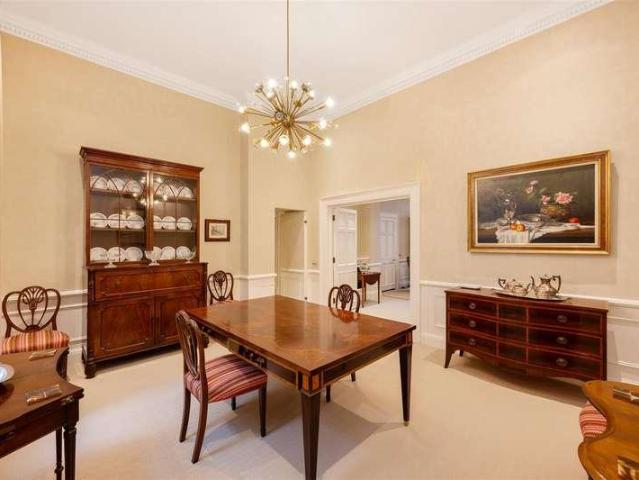 Flat for sale in Belgravia, Greater London