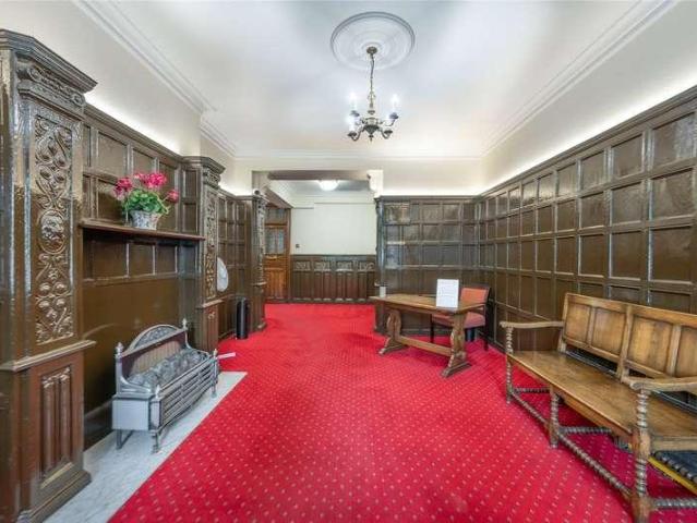 Flat for sale in St. John's Wood, Greater London