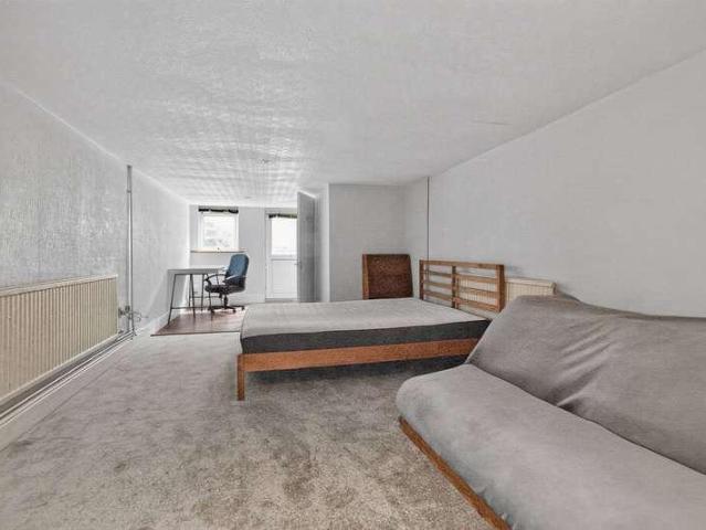 Flat for sale in Falcon Lodge, Wales