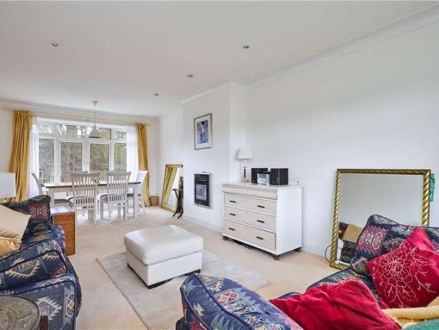 Flat for sale in Beckett Park, Headingley