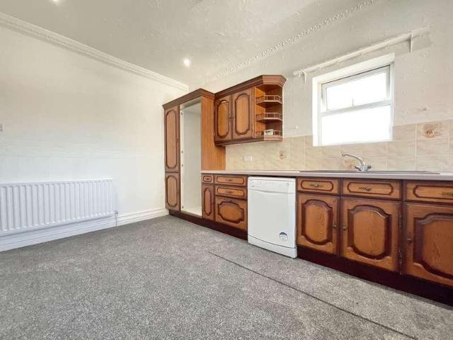 Flat for sale in Meols Cop, Southport