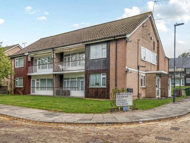 Flat for sale in London, Isle Of Man