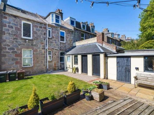 Flat for sale in Aberdeen, Rosemount Flat for sale in Aberdeen, Rosemount