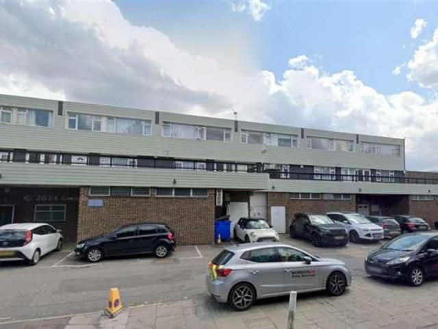 Flat for sale in Allington, Maidstone