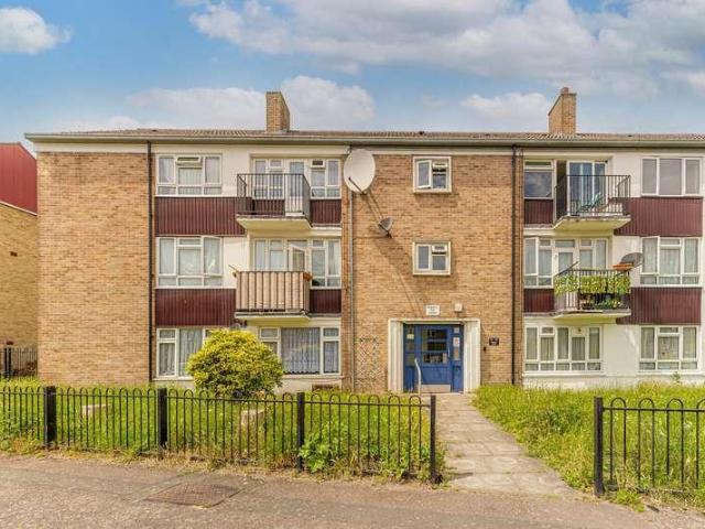 Flat for sale in Greater London