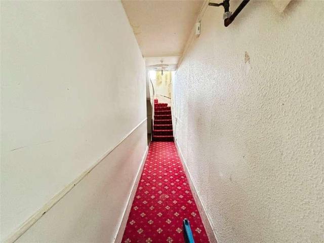 Flat for sale in Cowlease, Ventnor