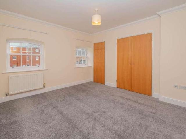 Flat for sale in Martyrs Field, The Bridge