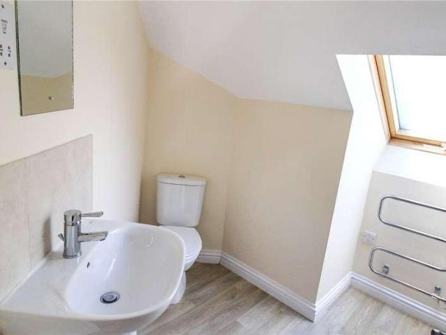 Flat for sale in Laycock, Keighley