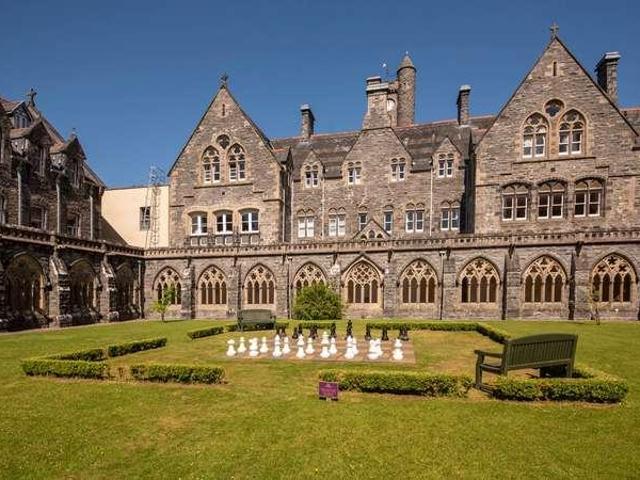Flat for sale in Fort Augustus, Scotland