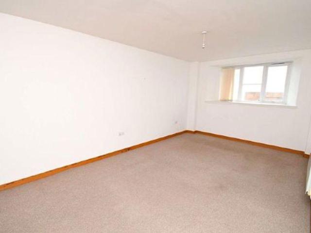 Flat for sale in Birkenhead, Wirral