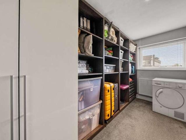 Flat for sale in Row Town, Surrey
