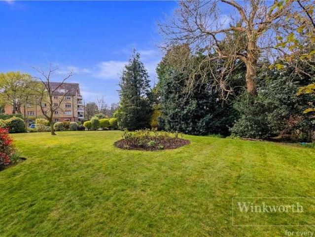 Flat for sale in Beckenham, Beckenham