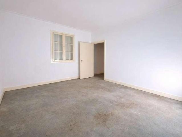 Flat for sale in South Kensington, Greater London