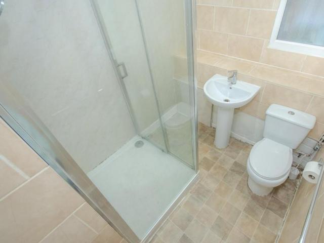 Flat for sale in Winterbourne, South Gloucestershire