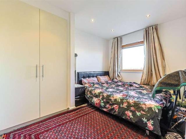 Flat for sale in Beaufort Park, Greater London