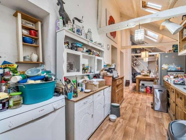 Flat for sale in School House, Gloucestershire