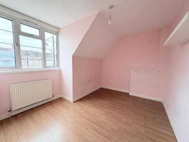 Flat for sale in Greater London
