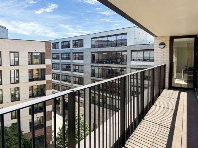 Flat for sale in Shoreditch, Greater London