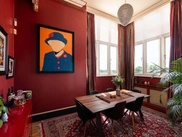 Flat for sale in Whitebushes, Red Hill
