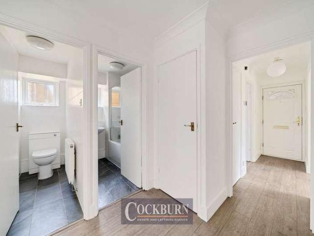 Flat for sale in London Borough of Lewisham, Greater London