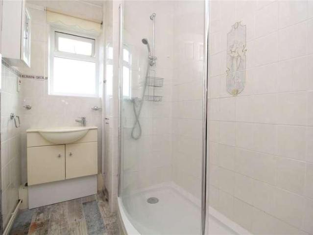 Flat for sale in Milford-on-Sea, Ashurst Bridge