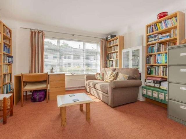 Flat for sale in Lakenham, East Bank