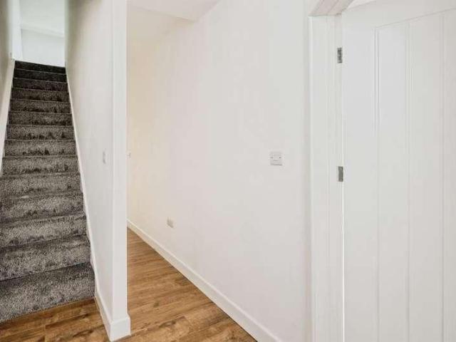 Flat for sale in Gorseinon, Wales