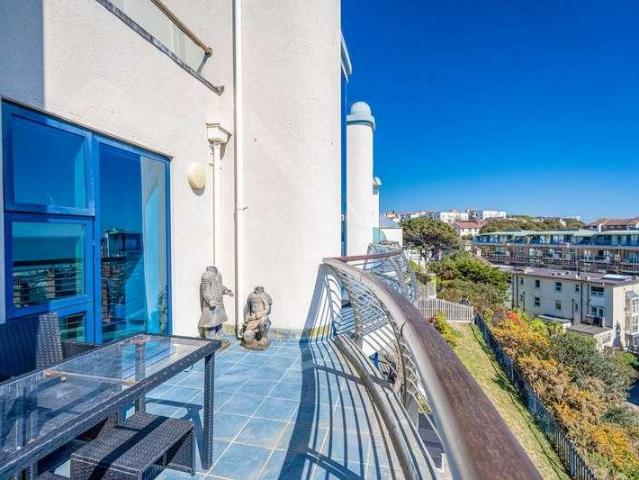 Flat for sale in Boscombe, Bournemouth