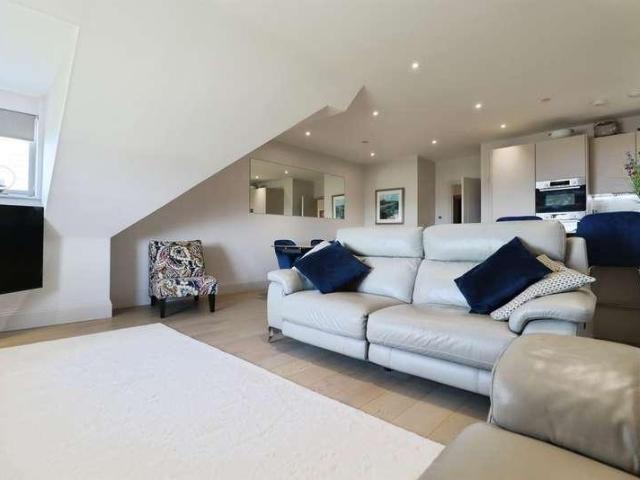 Flat for sale in Porthcawl, Nottage