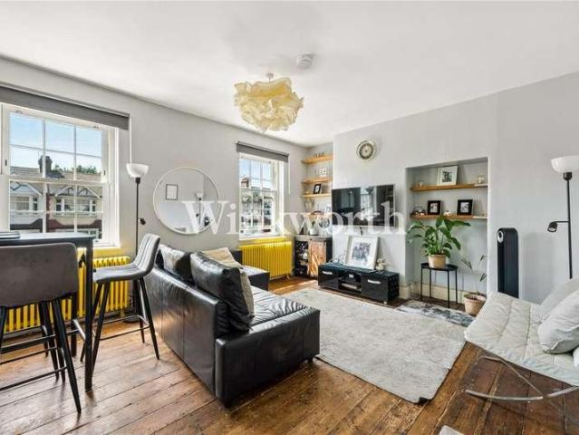 Flat for sale in Greater London