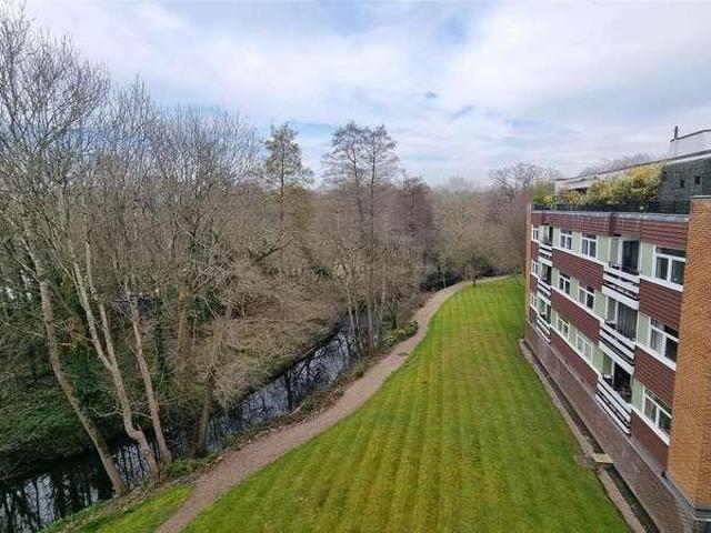 Flat for sale in Solihull
