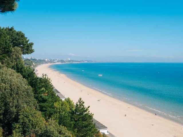 Flat for sale in Branksome Chine, Poole