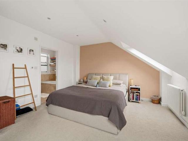 Flat for sale in London Borough of Merton, Greater London