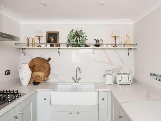 Flat for sale in Chesterton, Fossebridge